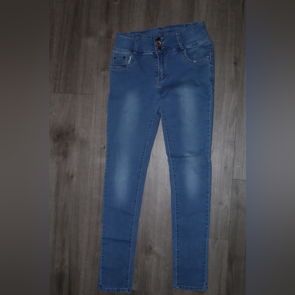 Classic Blue Skinny Jeans for Women
